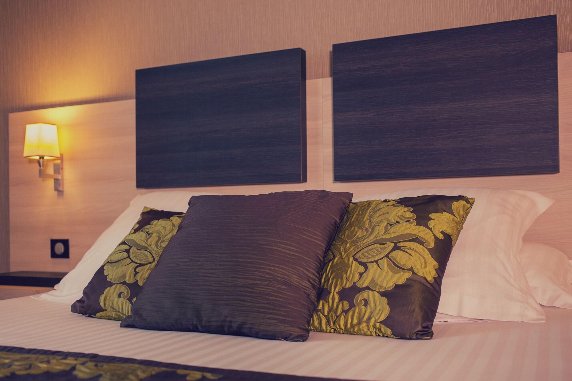 Best Western Plus Richelieu Limoges Bagian luar foto